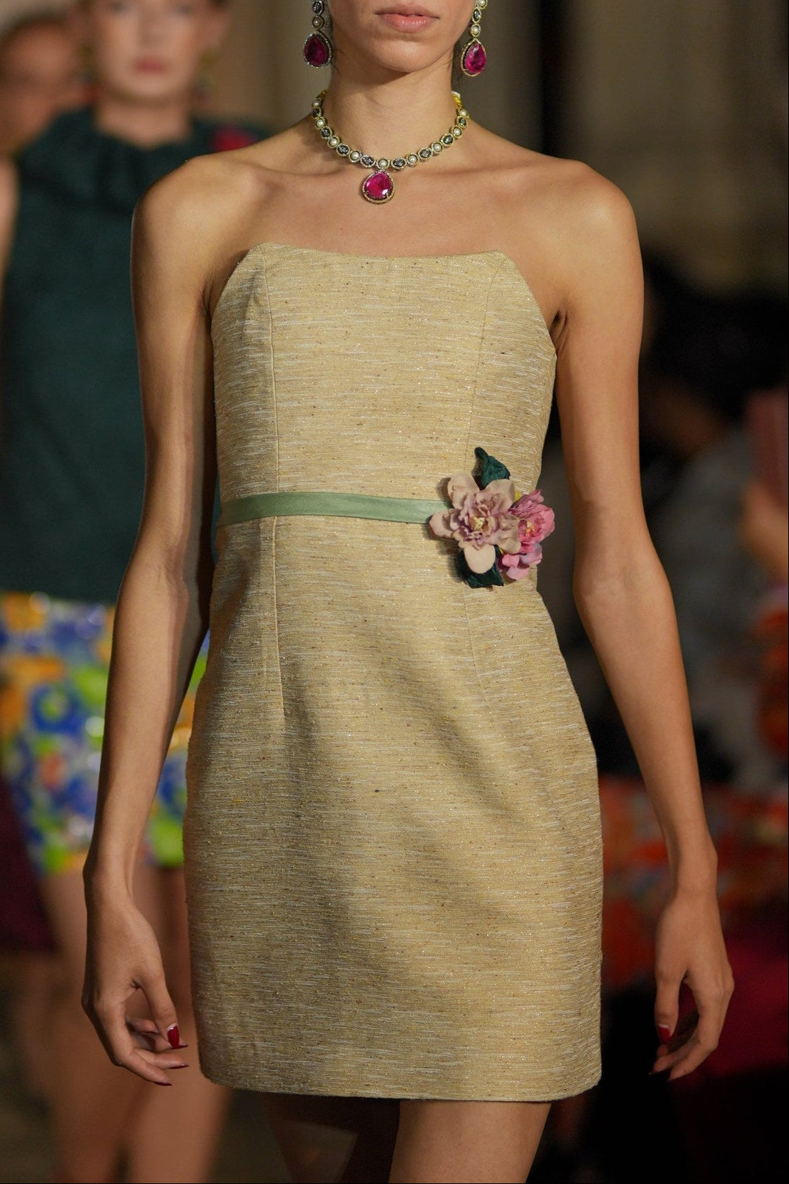 Dress THE CLASSIC FORM