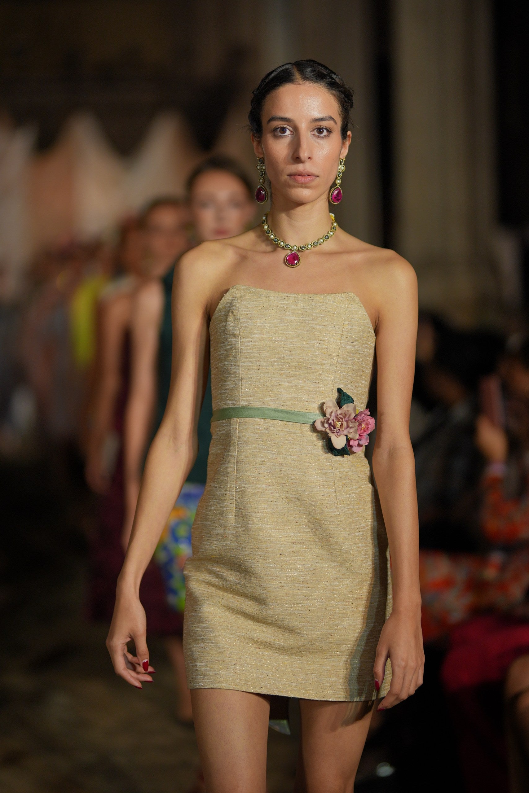 Dress THE CLASSIC FORM