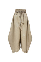 Linen-look sample skirt with pleated volume