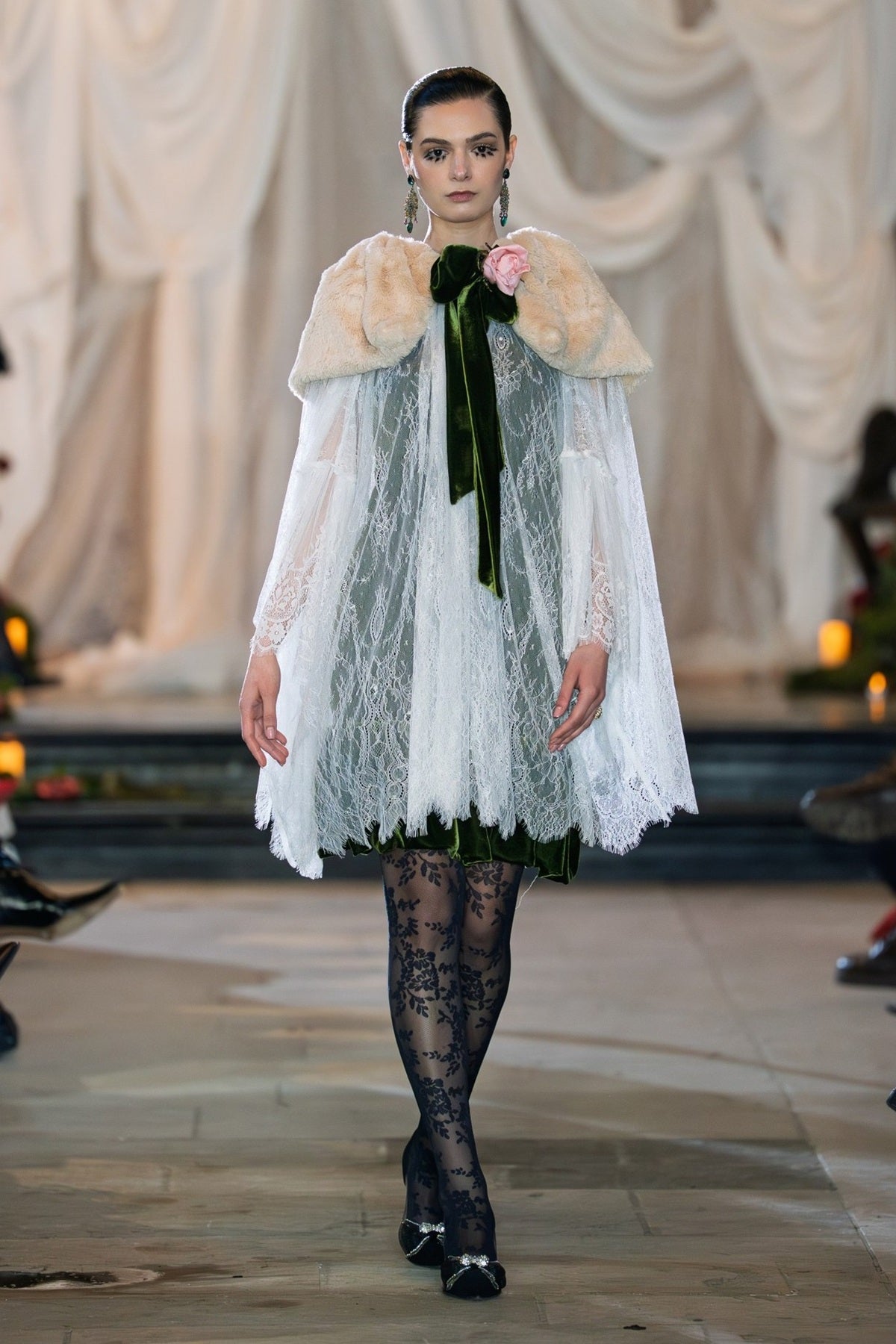 Sample VERDE LACE LAYERED Dress