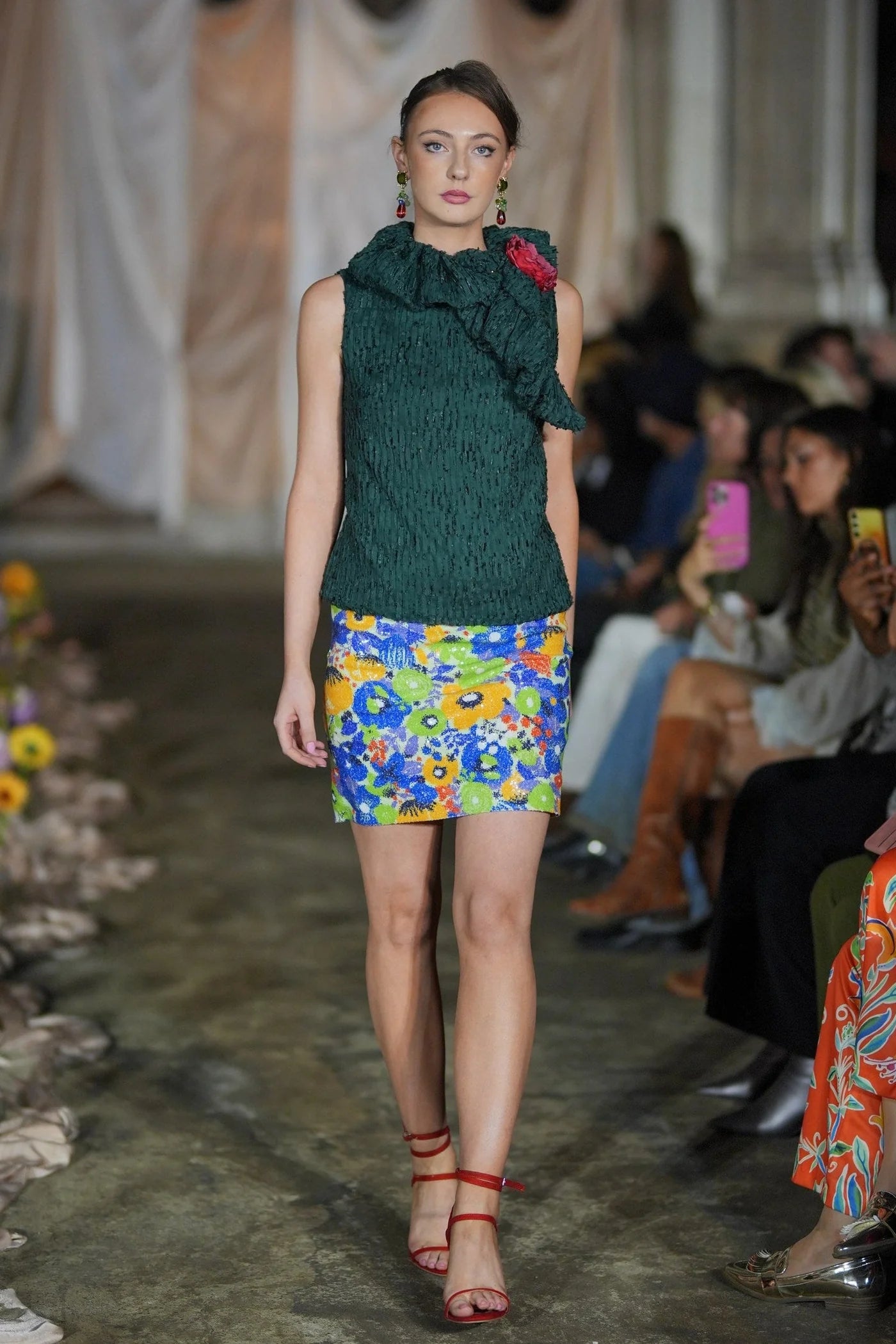 Dress MODERN FORM